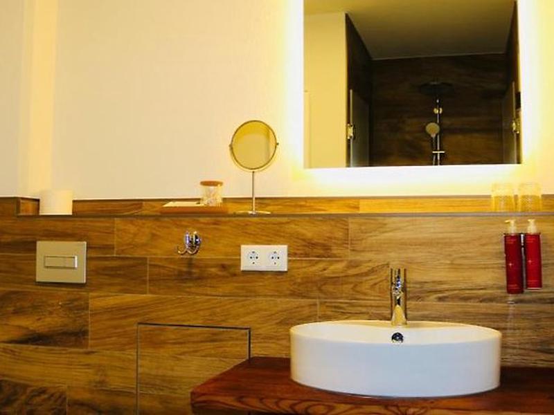 05B18E5DE9B892FB2241C89F0F8DB07C