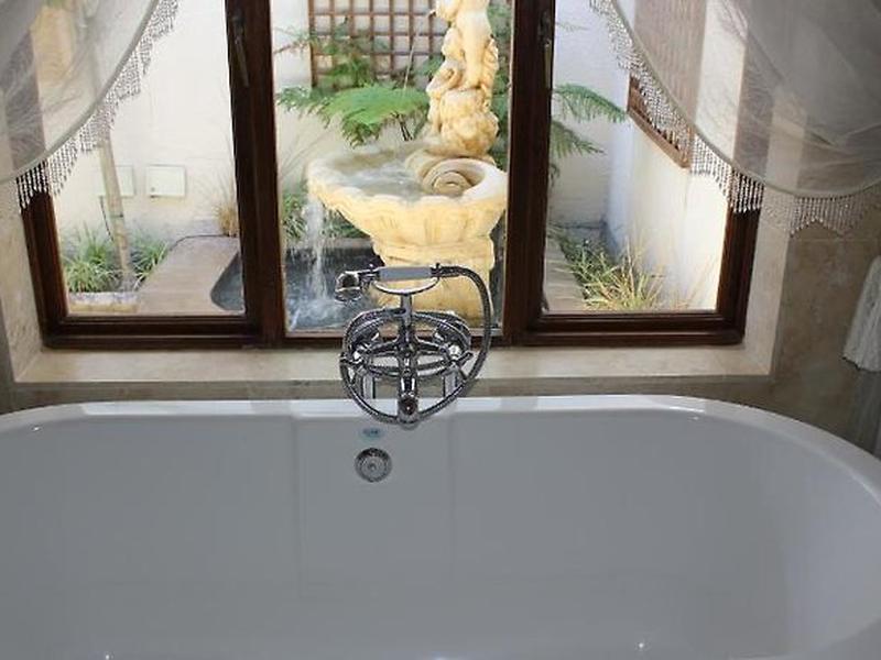 9D4BF74A98FCAD033E57679769EF58B3