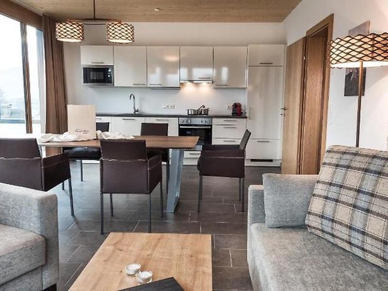 C6A7FD3F94E0F77FC0BE7C03111266ED