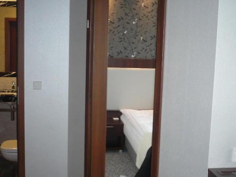 840F50CCCDC360F2352A761DDD8894D1