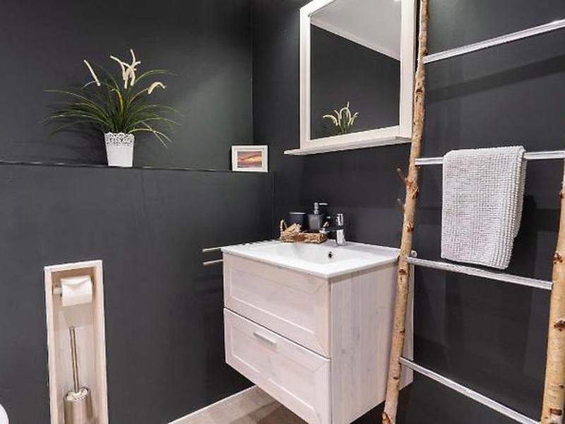 F4B331EDCE08B2AE8691072CD3A9B801