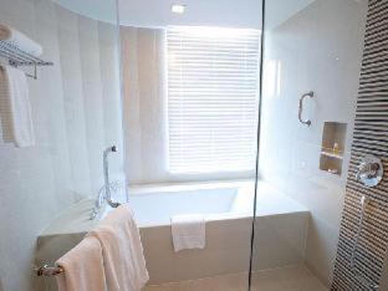 60C3E87921BE6246BD5BEC84301D5337