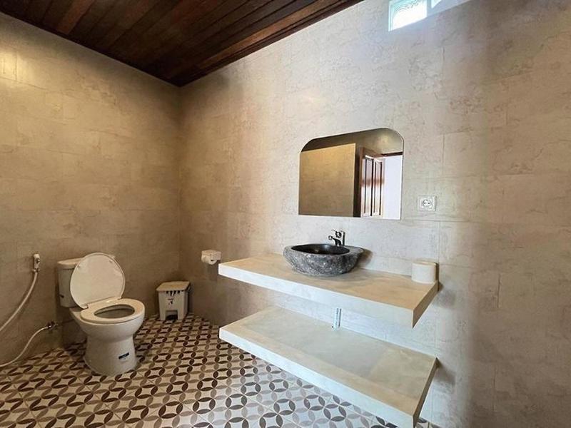 FA68384260A0D94A6AE2D88749435444