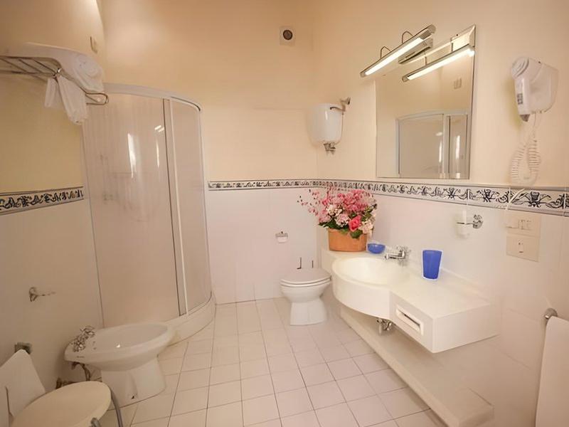 7CB05AD3872A6880D5BDA8EF244F830B