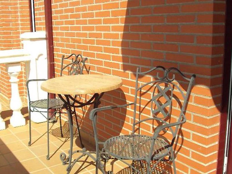 73DB127BE87E4D1087C890EF15BCF9CC