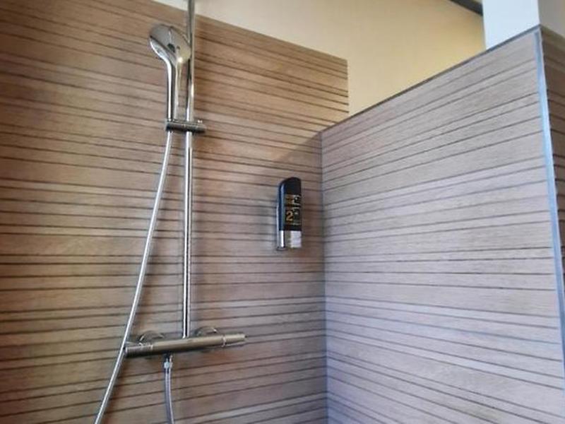 D11113C25E5C0924E88F575F2CDADB29