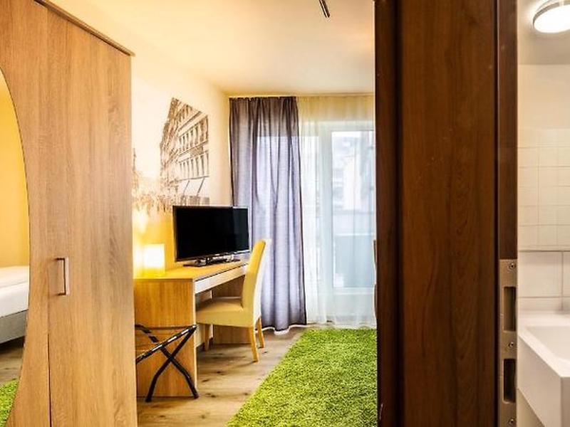 1A8F3616A2318E701C08F10D78A58B99