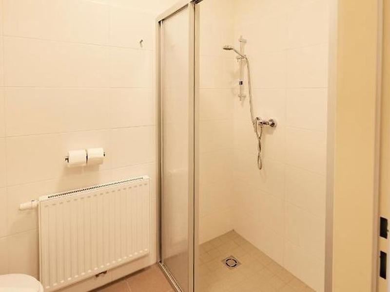 8D777205715AD8EFBA0D44196F588FF0