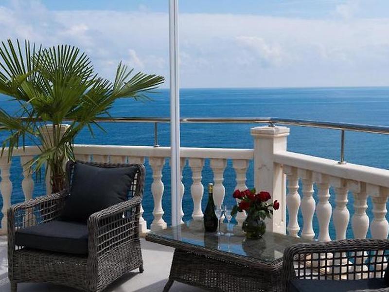 C7C9C4EE581650F75FB496C9CF42CAC8