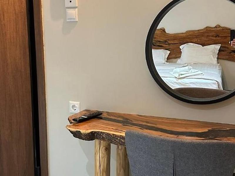 B94255067E59B6D945F8FC02E400C725