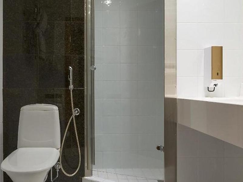 15C3ED32039C144DBCE6C464C37AF753