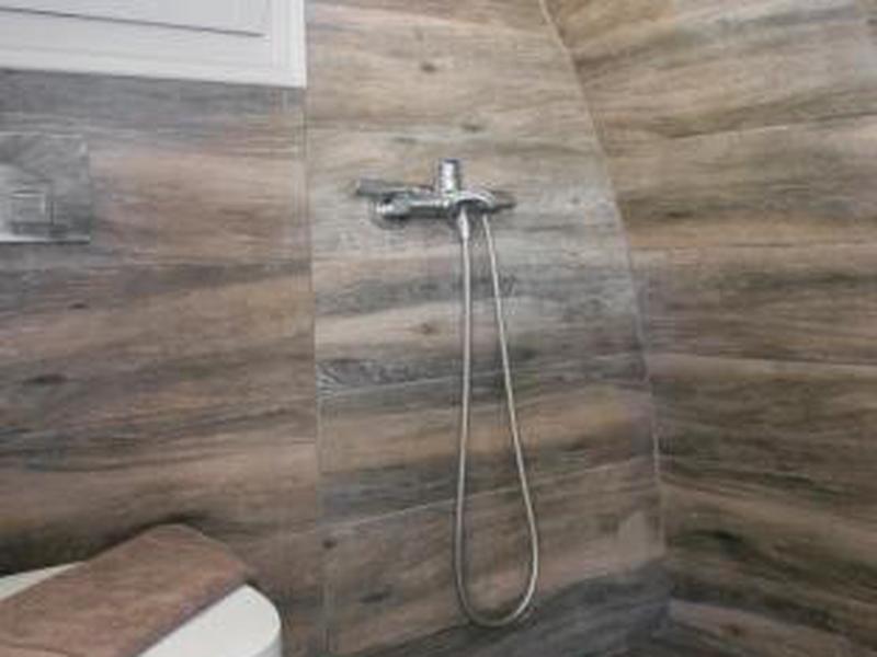 E362AE94A8D79B1856ED8404A2B8A36A