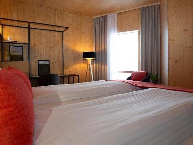 AA594562794DB1C1D8687A00CC632E35