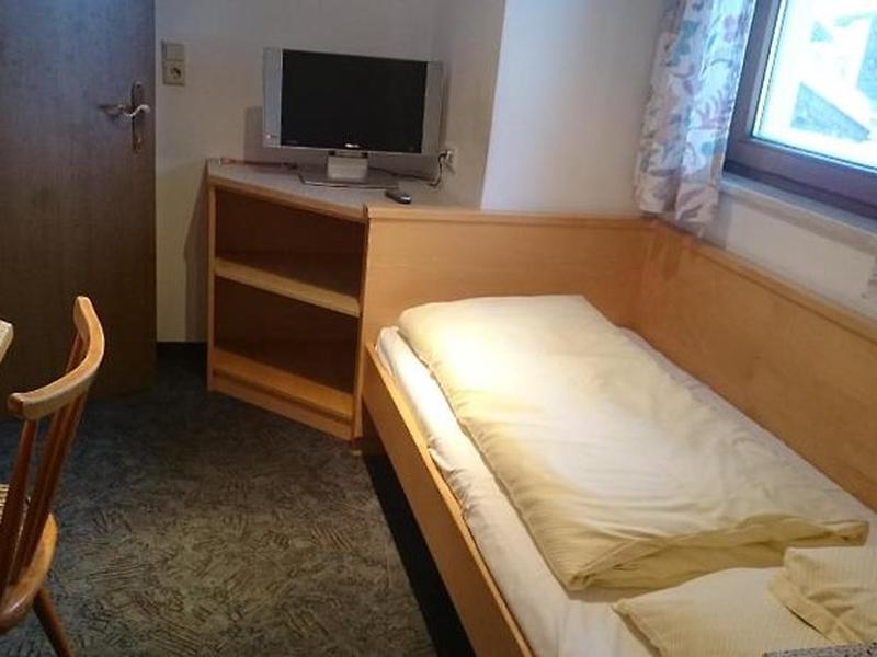 40FBB775E2D90BB9627633595DFC5E89