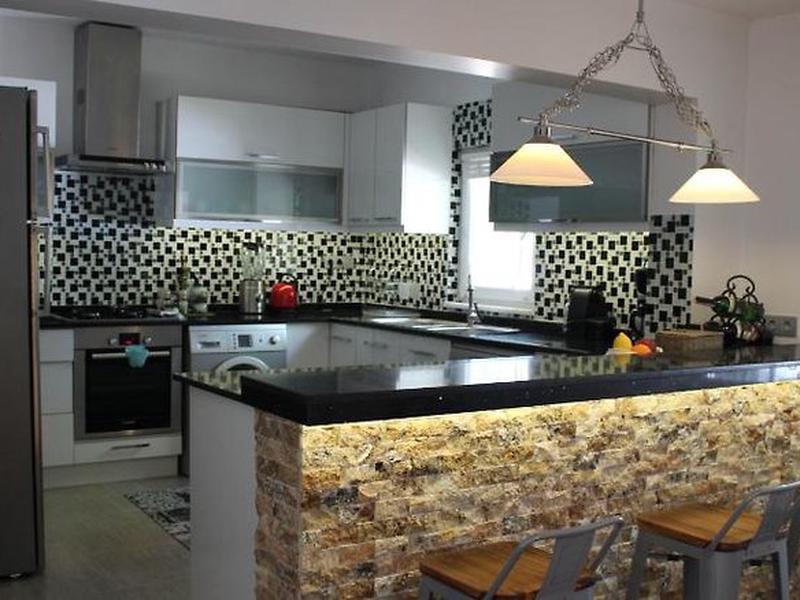 8F18C3031ECF133C6630A18A1D17CDF0