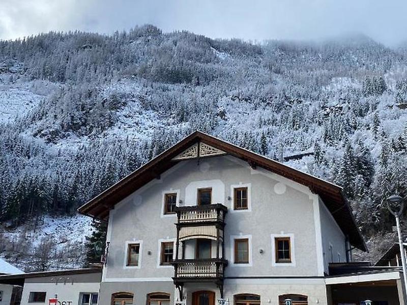 11F9C8259F3A027A6B512B91BF858810