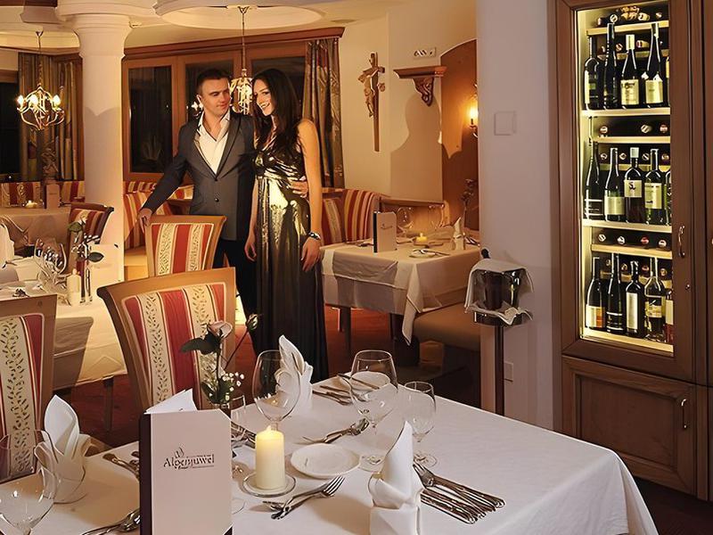 8F73A0596875EABE14A8565FD235EB1D