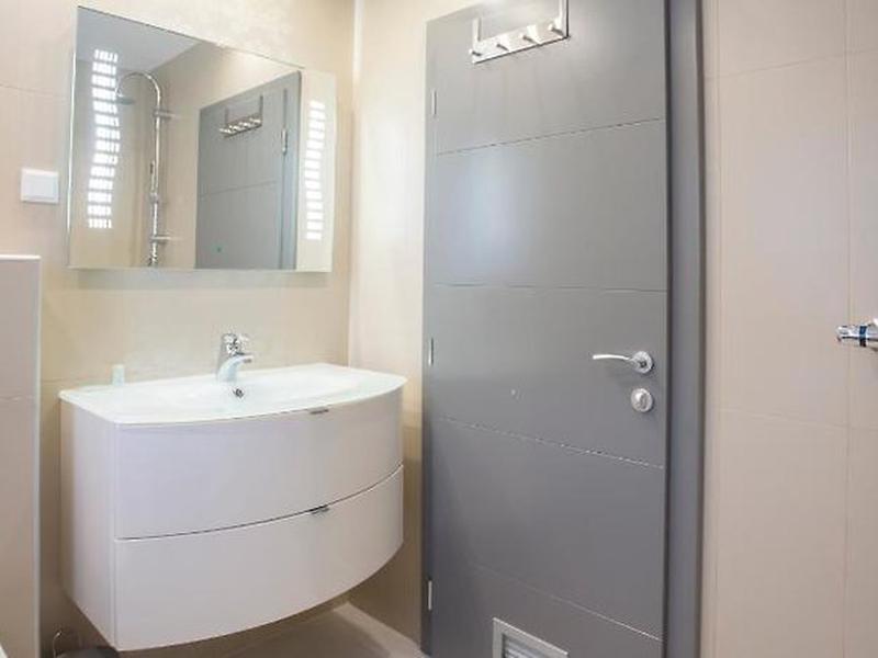 F0CE8008D5FDDE963A9B9364613B5558