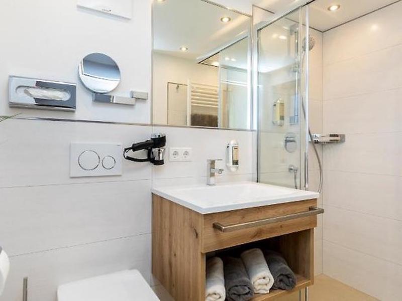 76DF655641E67CFEEFBBEED4704E74BF