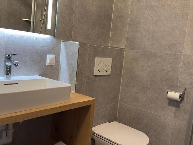 E596D24AC9436763AC8843C594BA5DB0