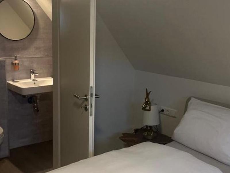 40BFB8E688D953E64A2D7BE0F2FB5382