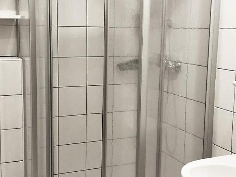 CD2E461D32F48602ACC77775AF75E8A1