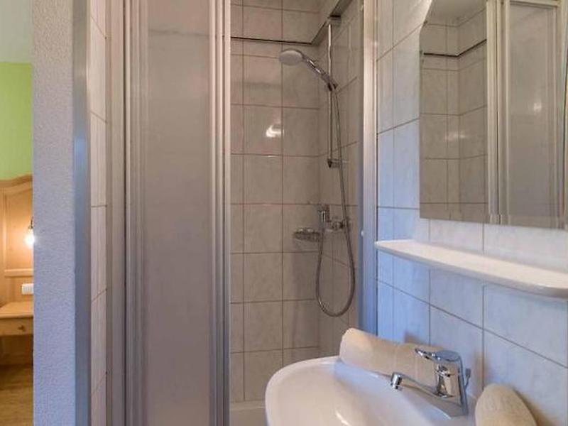 CA675C52DE132722462C676A29878AE9