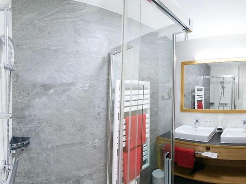 7C01E9DF86B76A8BA4BABED1F7397DC5