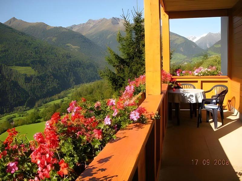 B3F735A06E6E80845BBCFD881439F7B0