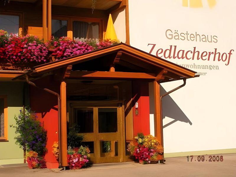 10A3DB159336505E386A4B16D6FA1852