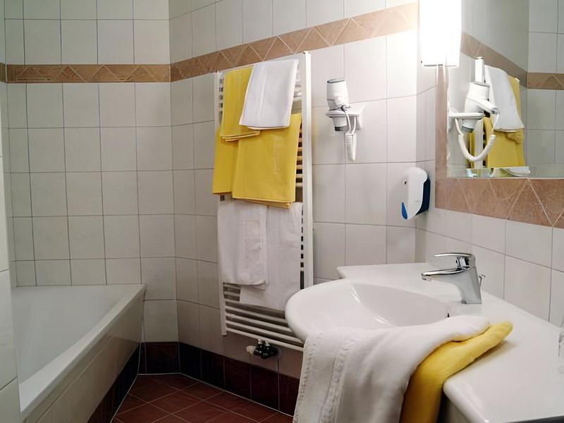 1C8FD9A64DCB95752931F9098349EDE0