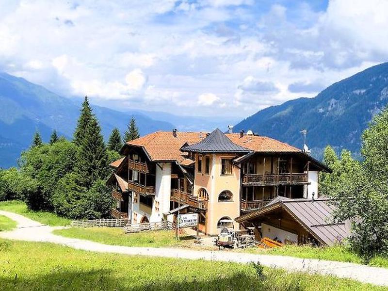 7061A3F45DC8CD4A6BA7E2BD97845C55