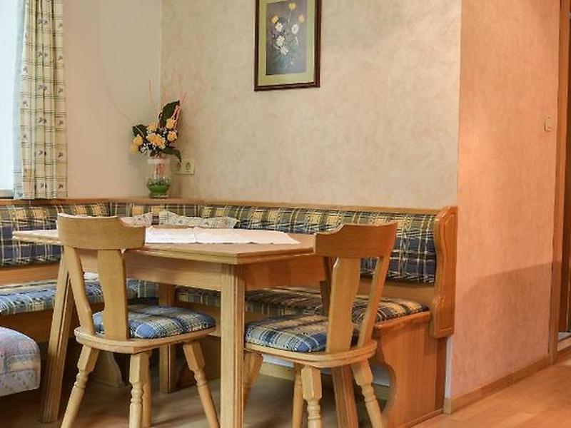 68EBD69FEB8473F8E3EBC824A91A072B