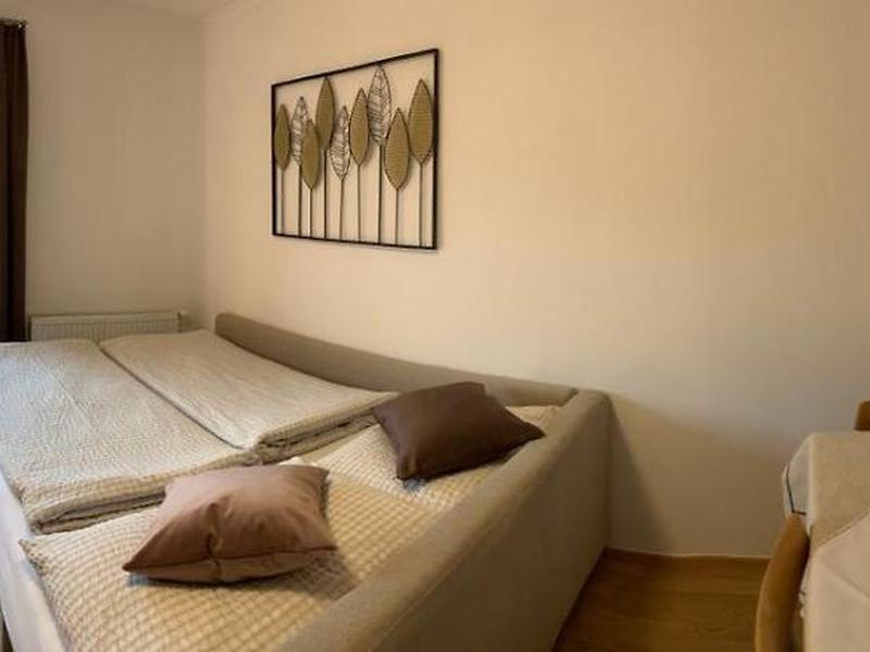 C391E63E87488250C834DFC9F8AC5DE9