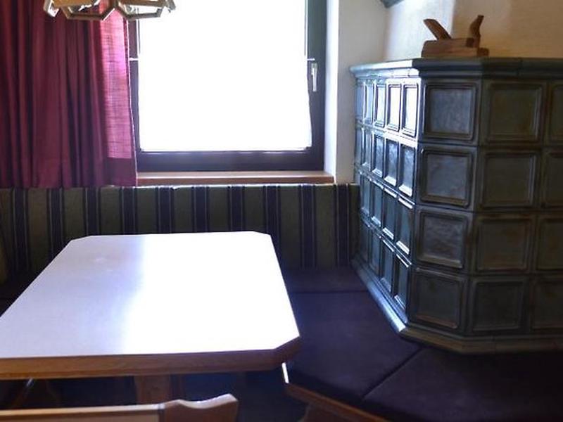 8F3955B9DEF023F983245D132A93B42F