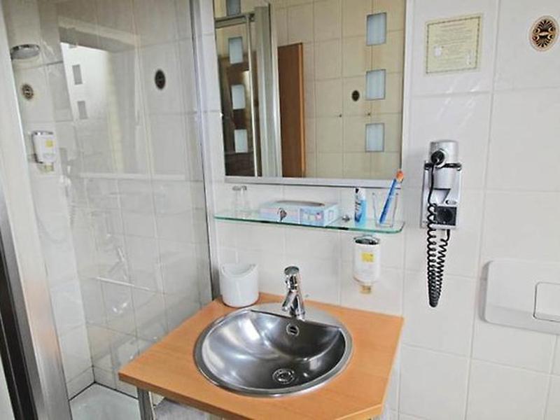 4818A839E4CBAA4D0EB1C23D93BE6778