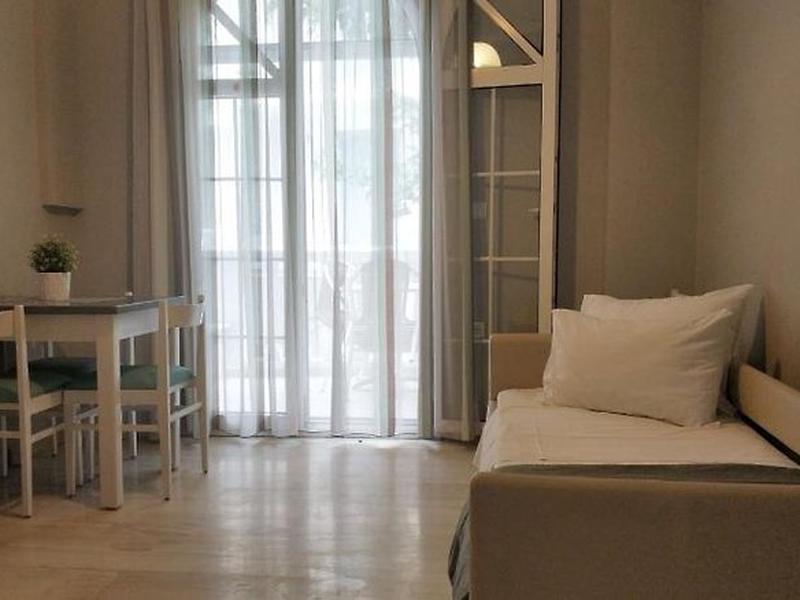 18F894DA49806C8DDF21452853E997E2