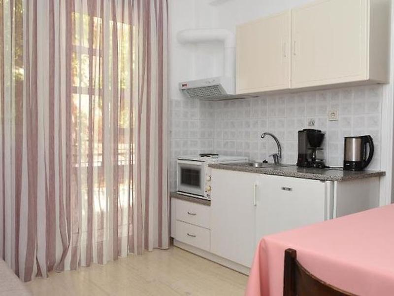 AEFB6B593F8922B242FDDEDF111269F7