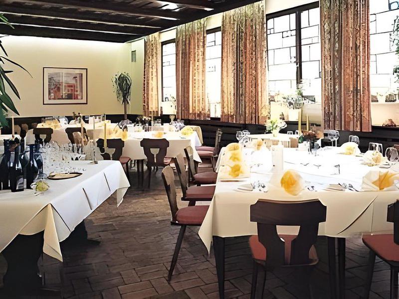 A4318290A213EA96351B128A2D7135BE