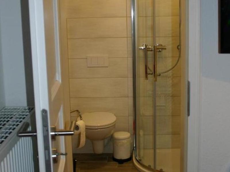 10488AB28AE7F9DB570883F5E56CA21B