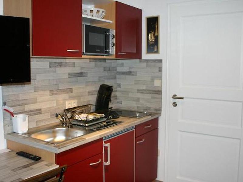 03166DB364B6798D79B5A259A5F3A16E