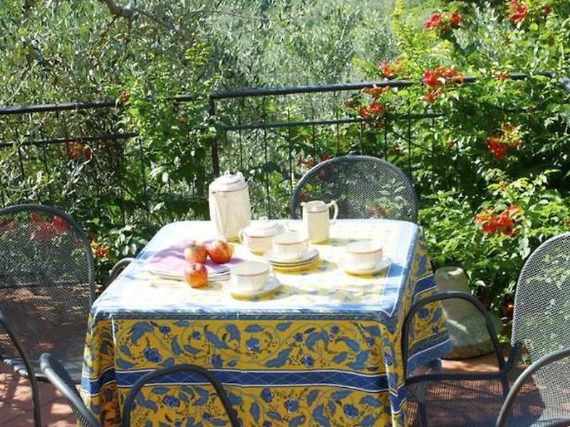 7D2510DB49E4F8068F97958FB6DDB4E5