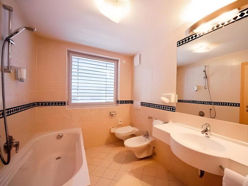 751EBB412EF1A60B6163C8FAACFE2471