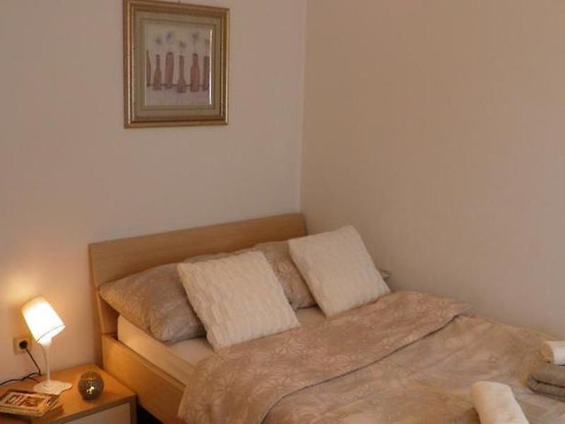 8B462CCF9193AC41B7466C87F24B9063