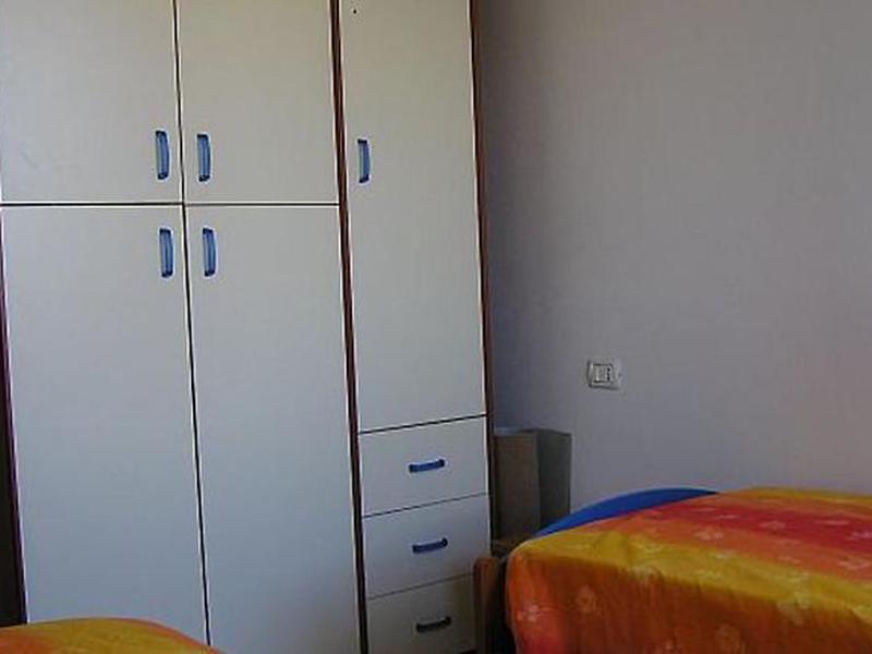 B45887DEC12D2793FFB802546BDDDBE6