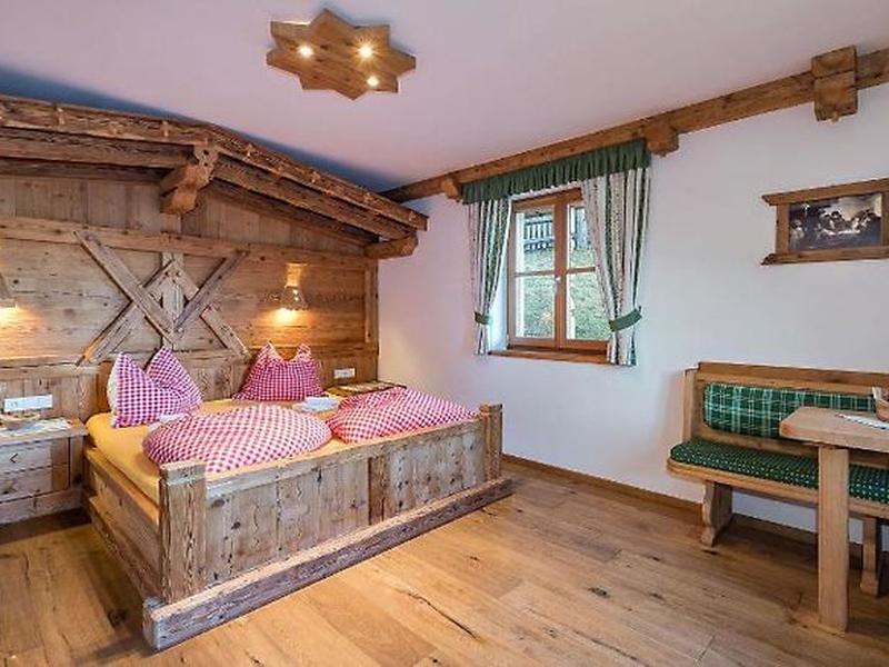 F489B69240F23EE5466D62ED42A29AF8