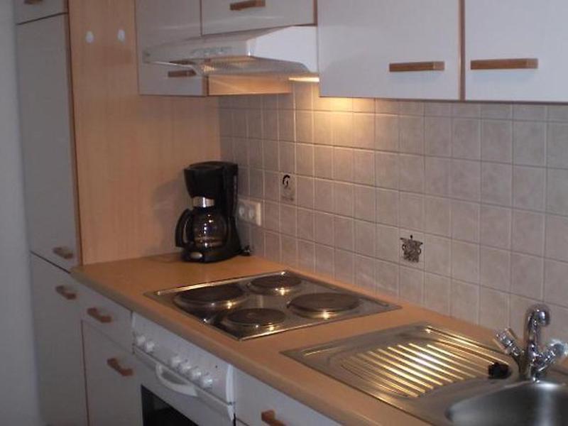 FDA935B5ACA071708A1D17C10CA77CDC