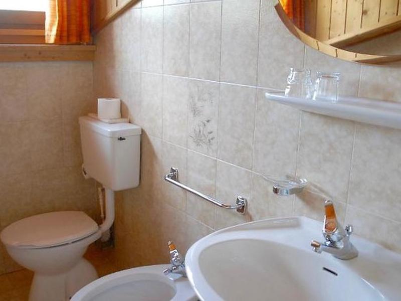 5DB534CFD7B845AE8EAA68E477451864