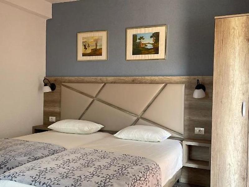 Guesthouse HHL - Liman ll