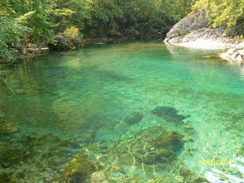 1472EDC4795AFBD6CAD08A925E87B800